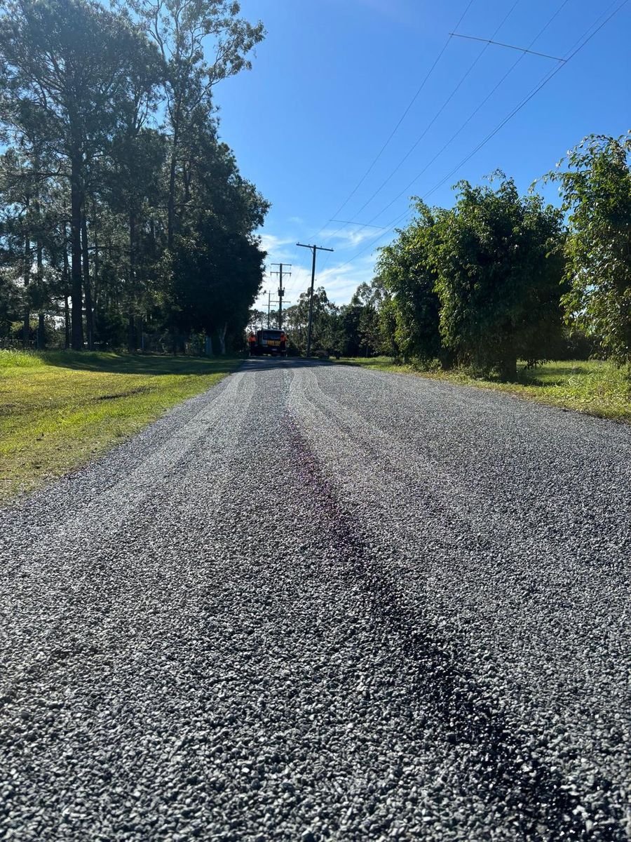 Hot spray & seal bitumen